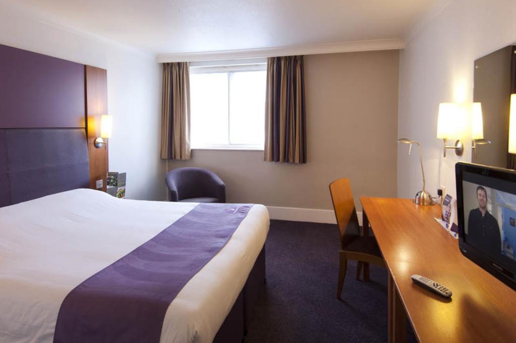 Premier Inn Leicester Fosse Park Dış mekan fotoğraf